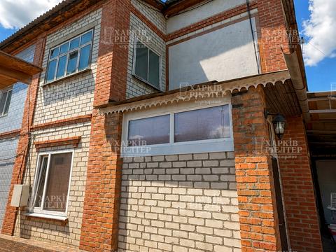 будинок за адресою Луї Пастера вул.