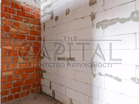 будинок за адресою Євгена Коновальця вул.