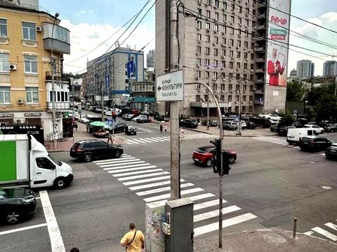 коммерческая по адресу Антоновича ул. (Горького), 50