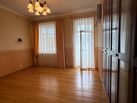 квартира за адресою Гарнізонна вул., 6