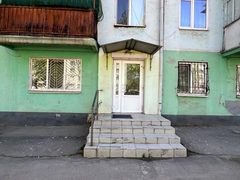 комерційна за адресою Романа Шухевича вул. (Мусоргського), 30