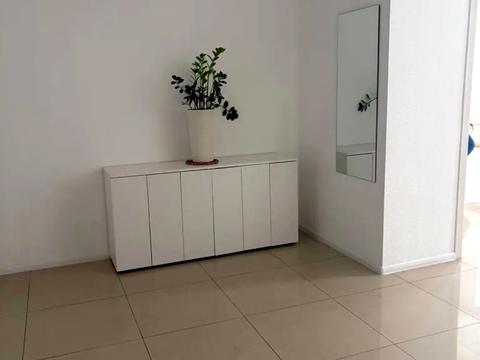 комерційна за адресою Трускавецька вул., 8