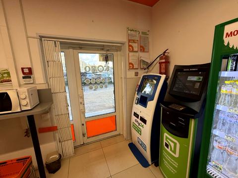 коммерческая по адресу Днепровская набережная ул., 16-Г