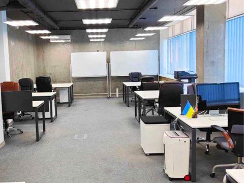 комерційна за адресою Олександра Мишуги вул., 10