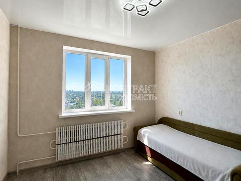 квартира за адресою Амосова вул. (Корчагінців), 7