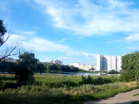 квартира по адресу Ларисы Руденко ул., 13