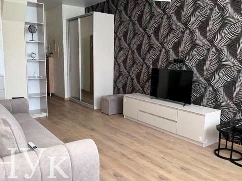 квартира по адресу Парижской Коммуны ул., 4