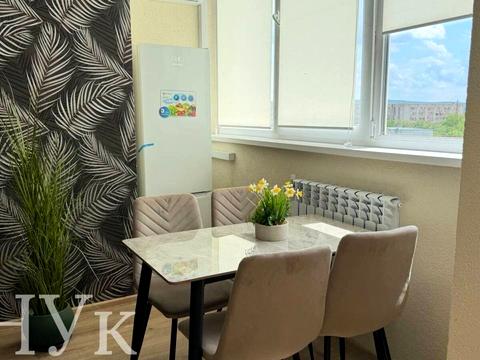 квартира по адресу Парижской Коммуны ул., 4