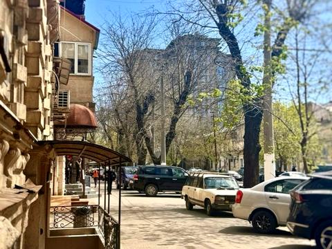 комерційна за адресою Велика Арнаутська вул., 18