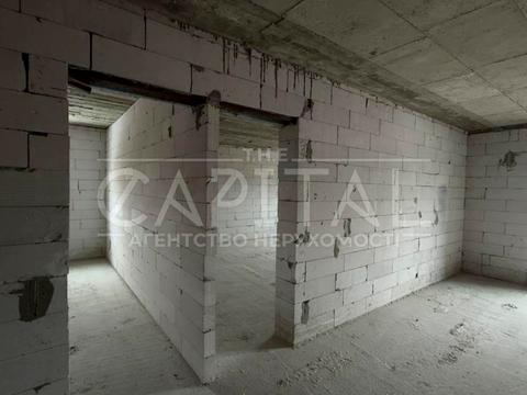 комерційна за адресою Озерна вул., 1