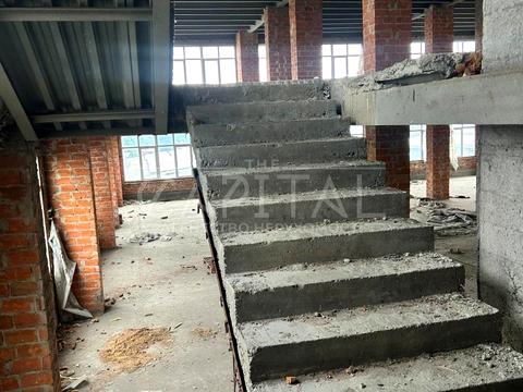 комерційна за адресою Віскозна вул., 10