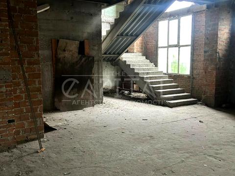 комерційна за адресою Віскозна вул., 10