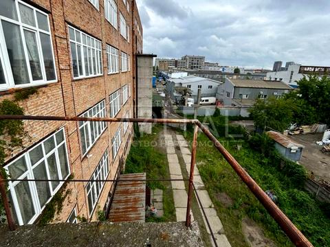 комерційна за адресою Віскозна вул., 10