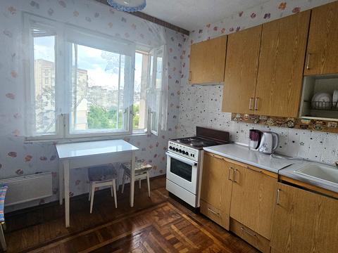квартира за адресою Каштанова вул., 15-Б
