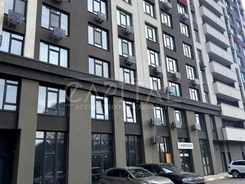 коммерческая по адресу Любомира Гузара просп. (Космонавта Комарова), 15