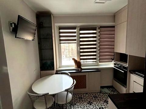 квартира за адресою Академіка Булаховського вул., 38