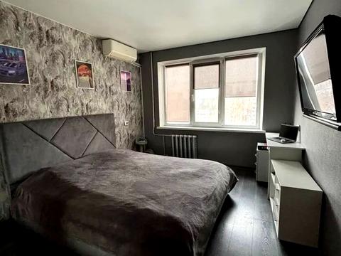 квартира за адресою Академіка Булаховського вул., 38