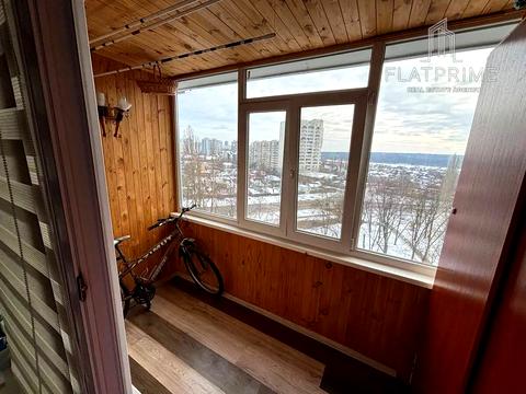 квартира за адресою Академіка Булаховського вул., 38