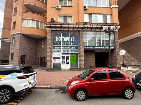 комерційна за адресою Володимира Івасюка просп. (Героїв Сталінграду), 8