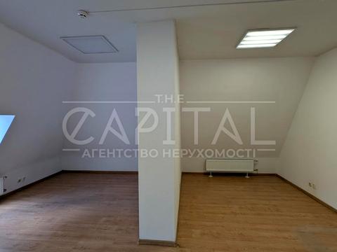 коммерческая по адресу Софиевская пл., 18