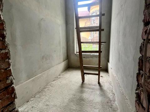 дом по адресу с. Черниев, Бандери, 31