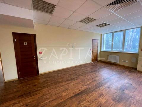 коммерческая по адресу Бориспольская ул., 19б