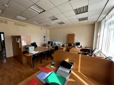 комерційна за адресою Кудрявський узвіз, 7