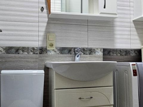 квартира за адресою Степана Бандери вул. (Костенка), 8