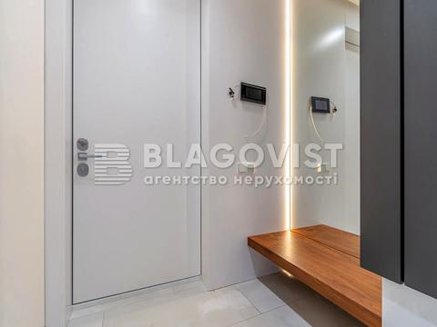 квартира за адресою Київ, Регенераторна вул., 4 к14