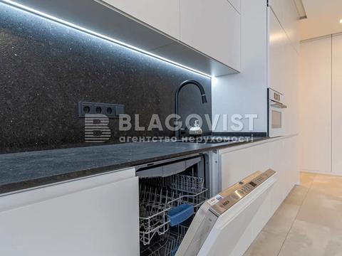 квартира за адресою Київ, Регенераторна вул., 4 к14