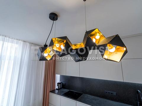 квартира за адресою Київ, Регенераторна вул., 4 к14