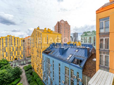 квартира за адресою Київ, Регенераторна вул., 4 к14