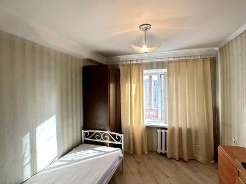 квартира за адресою Ореста Левицького вул. (Академіка Курчатова), 8-Б