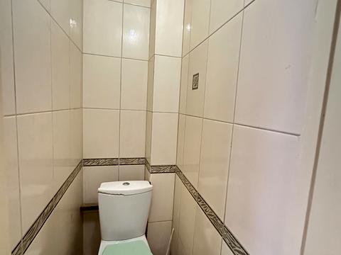 квартира за адресою Ореста Левицького вул. (Академіка Курчатова), 8-Б