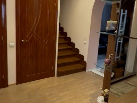 будинок за адресою Черешнева вул., 27