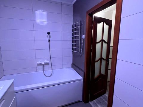 квартира по адресу Драгоманова ул., 12-А