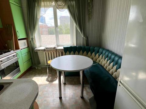 квартира за адресою Генерала Генадія Воробйова вул. (Курська), 13-Б