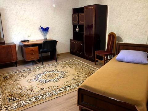 комната по адресу Кулика і Гудачека ул. (Макарова), 26