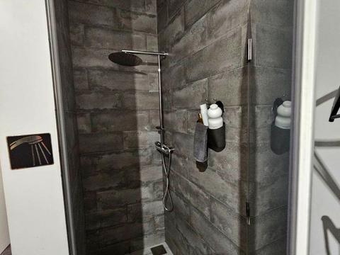 комерційна за адресою Євгена Маланюка вул. (Степана Сагайдака), 55