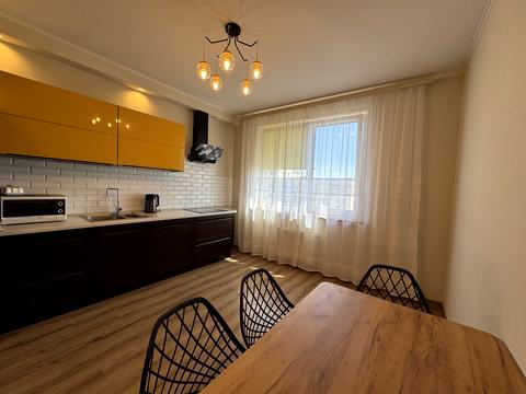 квартира за адресою Перлинна вул., 6