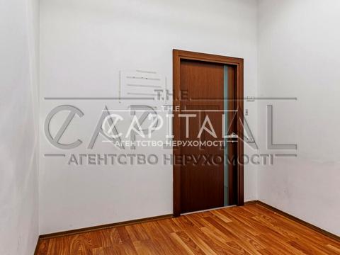 коммерческая по адресу Степана Бандери, 6
