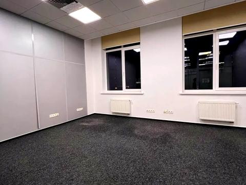 комерційна за адресою Жилянська вул., 110