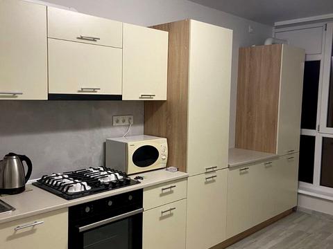 квартира за адресою Хіміків вул., 28, к.7-14