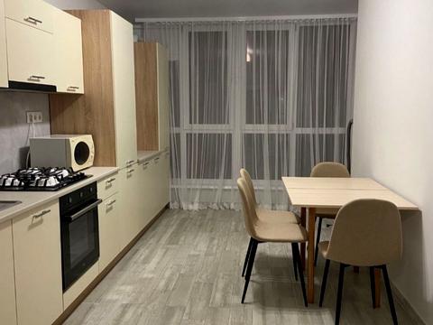 квартира за адресою Хіміків вул., 28, к.7-14