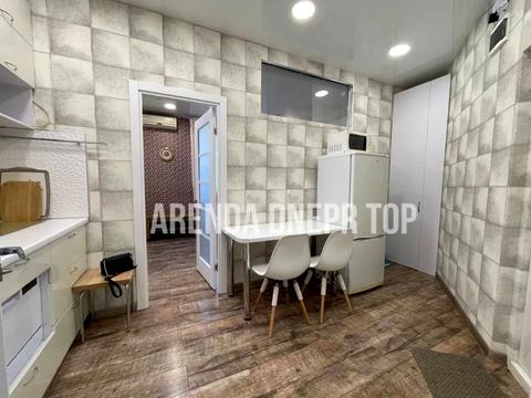 квартира за адресою Олександра Кониського вул. (Володарського), (Будинок)