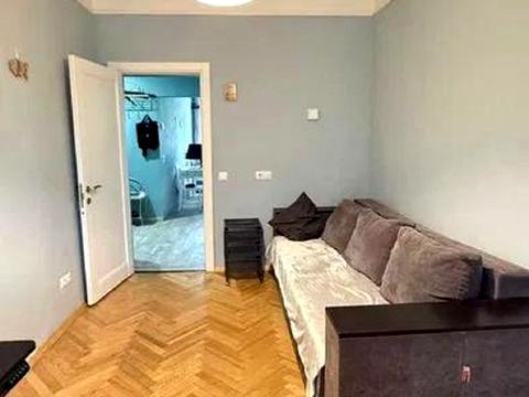 квартира за адресою Львів, Костя Левицького вул. (), 4