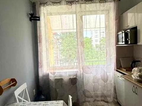 квартира за адресою Львів, Костя Левицького вул. (), 4