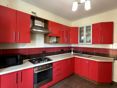 квартира за адресою Залізнична вул., 7Л