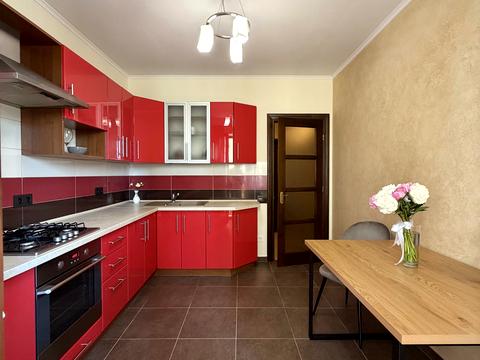 квартира за адресою Залізнична вул., 7Л