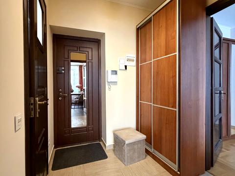 квартира за адресою Залізнична вул., 7Л